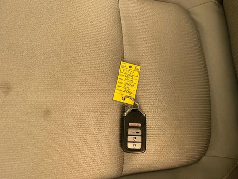 Used 2019 Honda Accord LX image 25