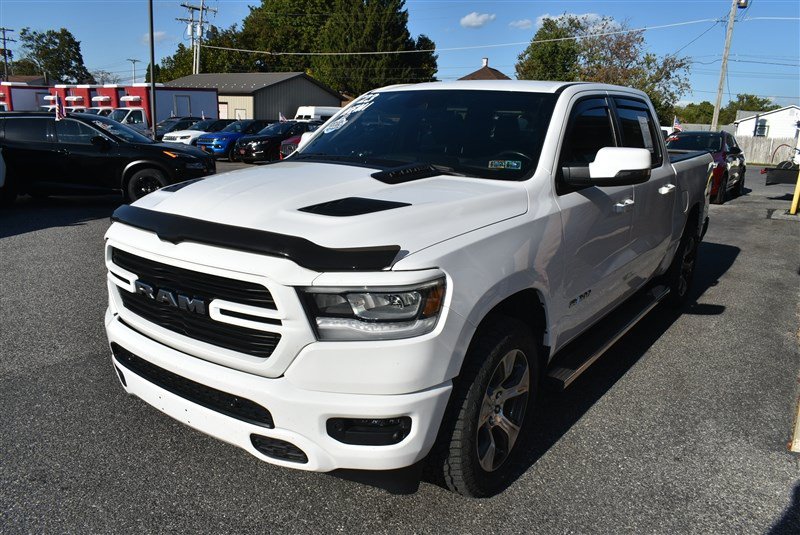 Used 2023 RAM 1500 Laramie AWD/4WD image 8