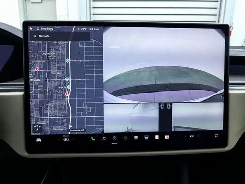 Used 2022 Tesla Model X Plaid image 8