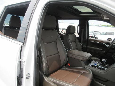 Certified 2024 GMC Sierra 1500 Denali AWD/4WD image 26
