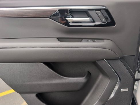 New 2026 Chevrolet Tahoe Z71 w/ Comfort Package AWD/4WD image 62