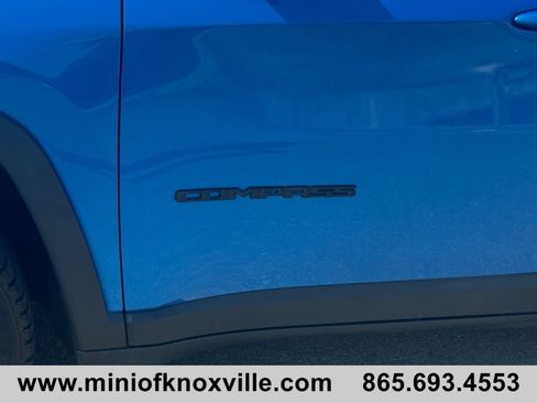 Used 2020 Jeep Compass Latitude AWD/4WD image 10