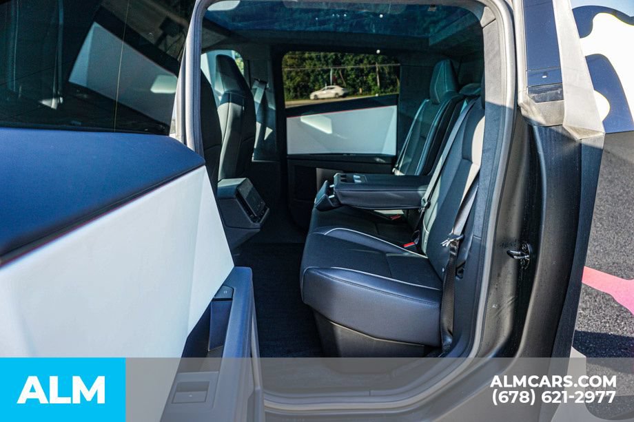 Used 2024 Tesla Cybertruck AWD Crew Cab image 22