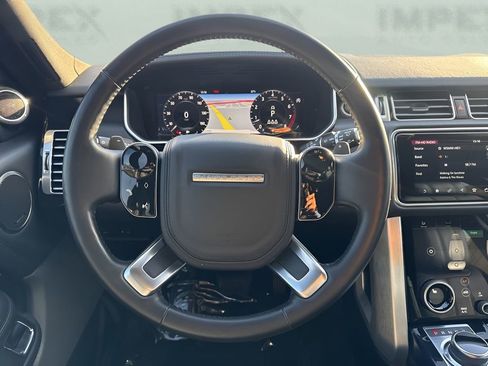 Used 2020 Land Rover Range Rover HSE image 15