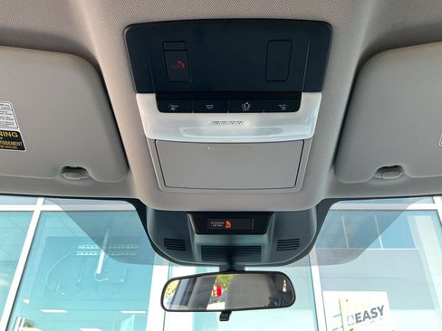 Used 2025 Nissan Rogue SV FWD image 14