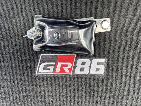 Used 2025 Toyota GR86 Premium RWD image 47