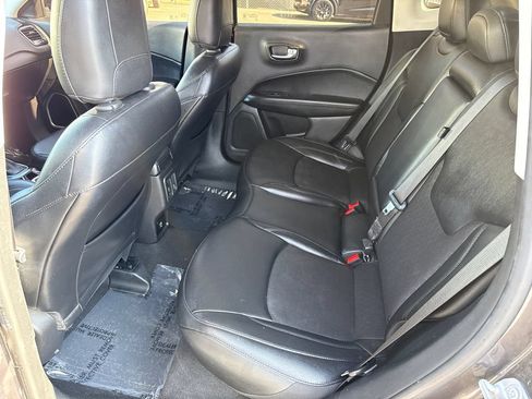 Used 2021 Jeep Compass Latitude FWD image 18