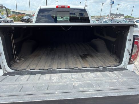 Used 2016 GMC Sierra 1500 SLT w/ All-Terrain Package AWD/4WD image 13
