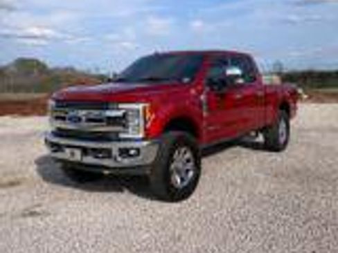 Used 2017 Ford F250 Lariat w/ Lariat Ultimate Package image 2