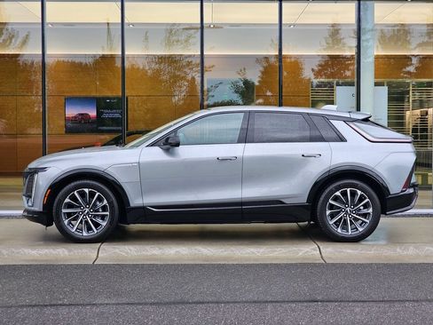 New 2027 Cadillac Lyriq Sport AWD/4WD image 2