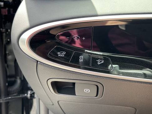 New 2026 Genesis GV70 2.5T Select AWD/4WD image 31