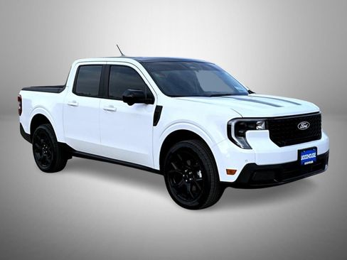 Used 2026 Ford Maverick Lariat w/ Black Appearance Package AWD/4WD image 3