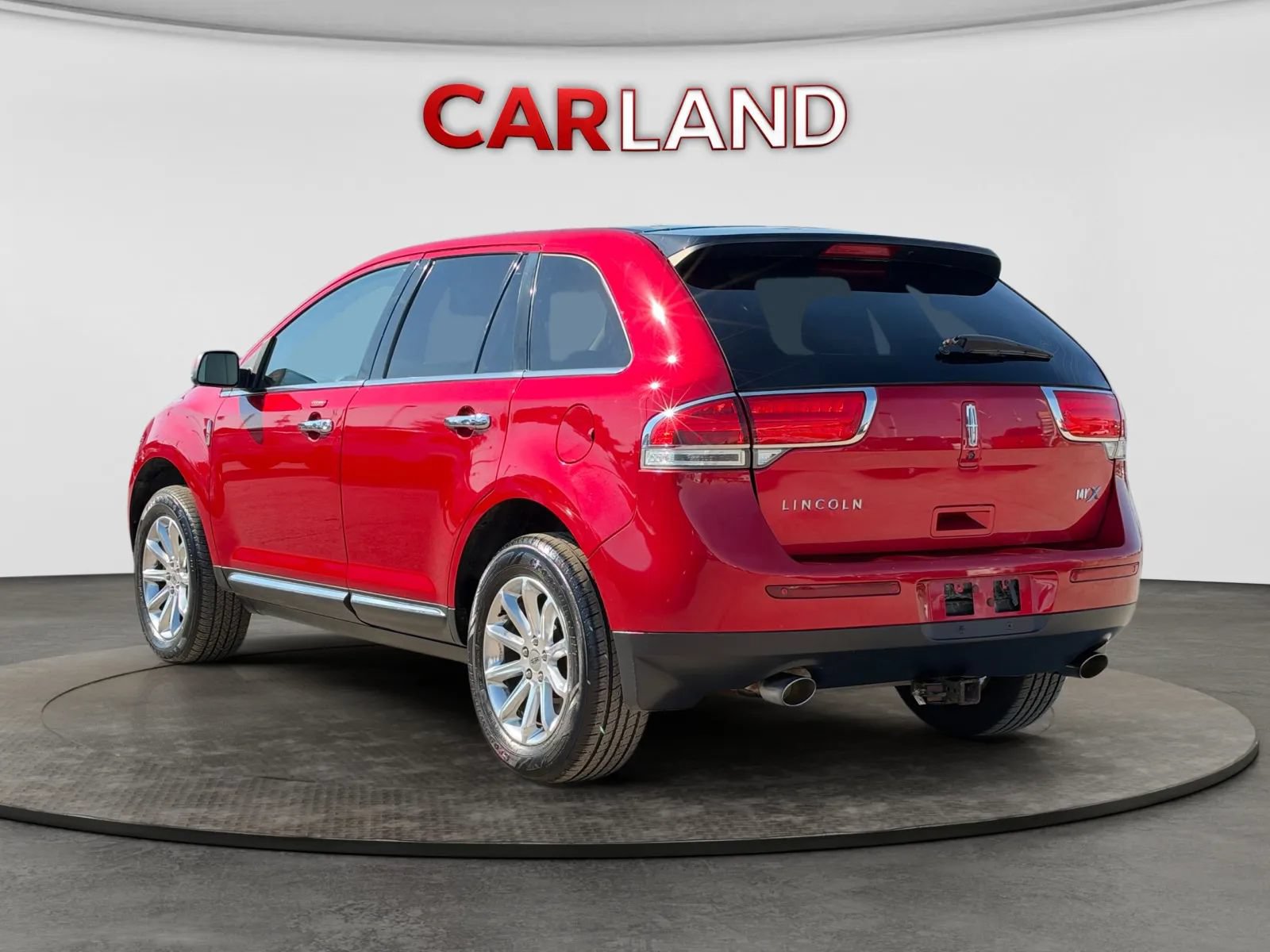 Used 2012 Lincoln MKX FWD image 4