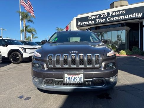 Used 2015 Jeep Cherokee Limited w/ Luxury Group FWD image 2