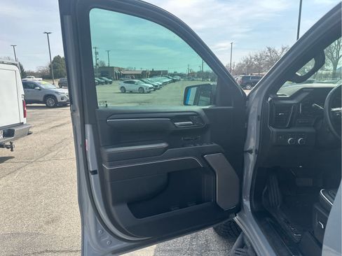 Used 2024 GMC Sierra 1500 AT4X AWD/4WD image 14