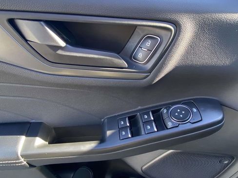 Used 2024 Ford Escape Active w/ Cold Weather Package image 14