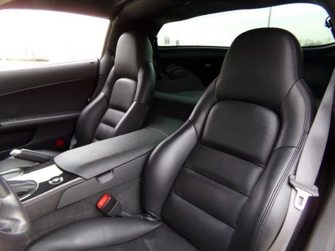 Used 2010 Chevrolet Corvette Grand Sport w/ Preferred Equipment Group image 21