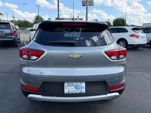 Used 2024 Chevrolet TrailBlazer LT w/ LT Cold Weather Package FWD image 4