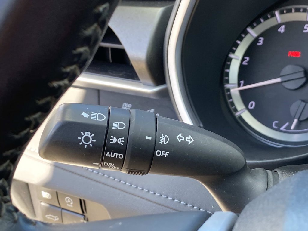Used 2023 Toyota Highlander XLE AWD/4WD image 21