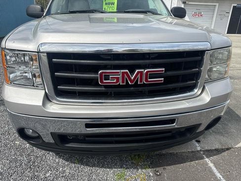 Used 2009 GMC Sierra 1500 SL image 8
