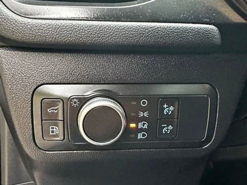 Used 2020 Ford Escape SE Sport AWD/4WD image 31