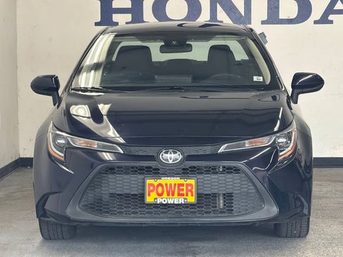 Used 2022 Toyota Corolla LE image 8