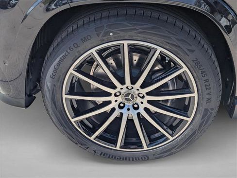 New 2026 Mercedes-Benz GLS 580 4MATIC image 9