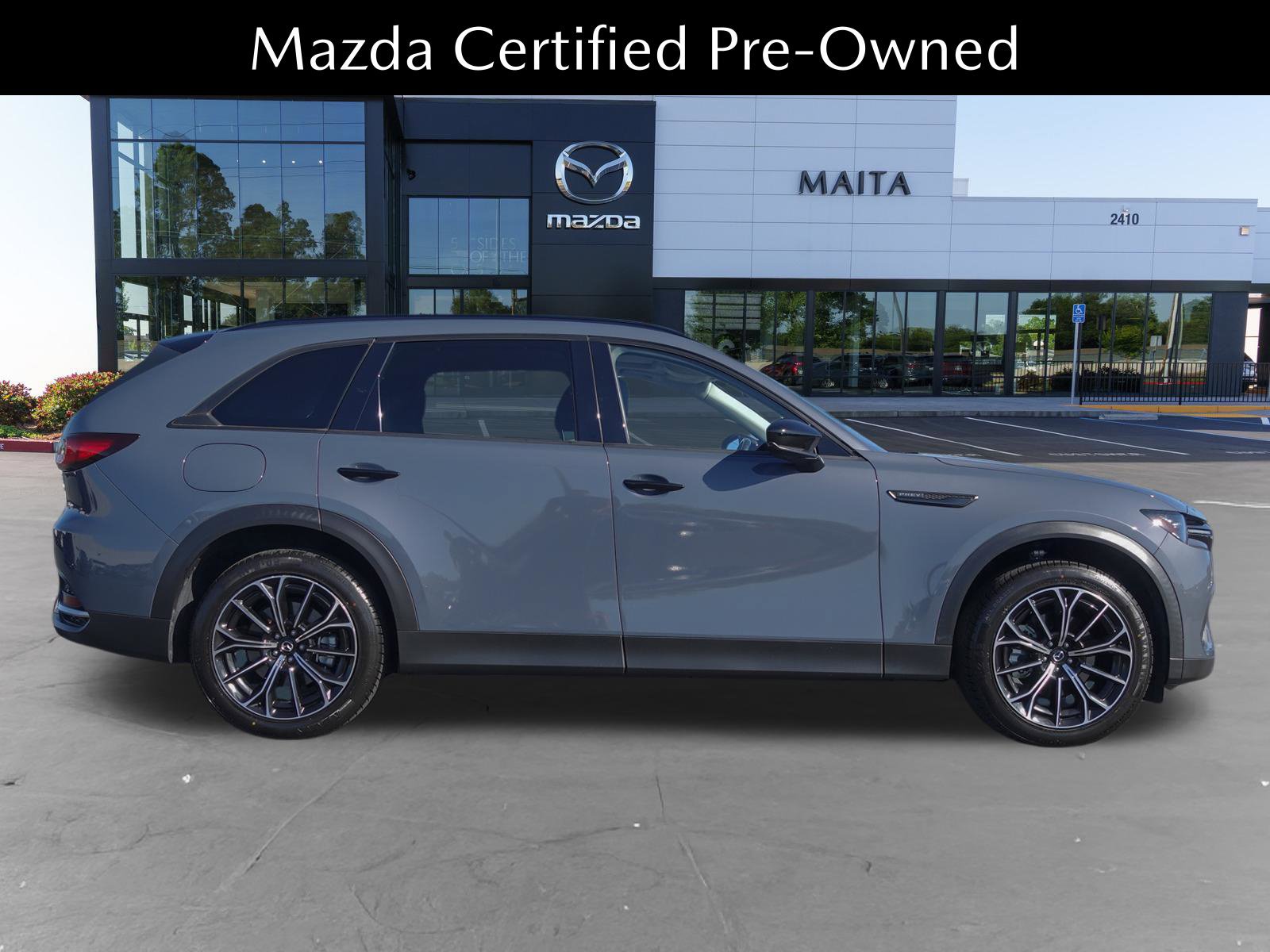 Certified 2025 MAZDA CX-70 Plug-In Hybrid w/ Premium Pkg AWD/4WD image 2