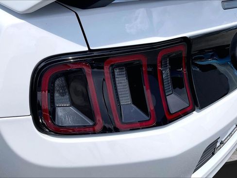 Used 2014 Ford Mustang GT Premium w/ Electronics Package RWD image 28