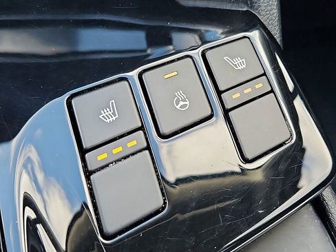 Certified 2023 Kia Sportage SX image 17