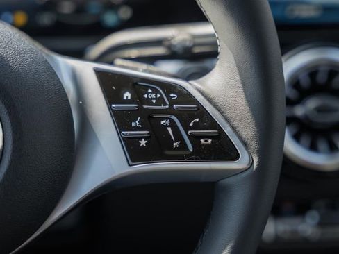 New 2026 Mercedes-Benz GLB 250 4MATIC image 28