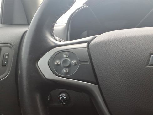 Used 2022 Chevrolet Colorado LT w/ LT Convenience Package image 30