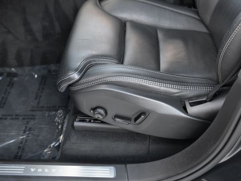 Used 2021 Volvo XC90 T6 Inscription w/ Protection Package Premier image 26