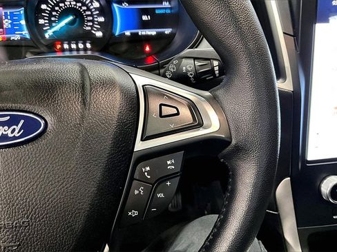 Certified 2022 Ford Edge SEL w/ Convenience Package image 18