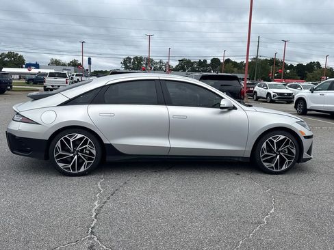 New 2025 Hyundai Ioniq 6 SEL image 6