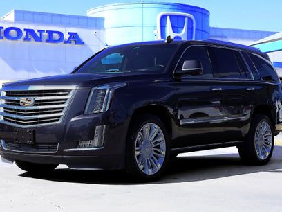 Used 2018 Cadillac Escalade Platinum