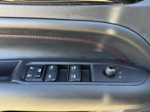 Certified 2022 Jeep Compass Trailhawk w/ Sun and Sound Group image 9