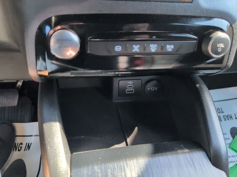 Certified 2025 Ford Escape ST-Line w/ Equipment Group 301A image 18