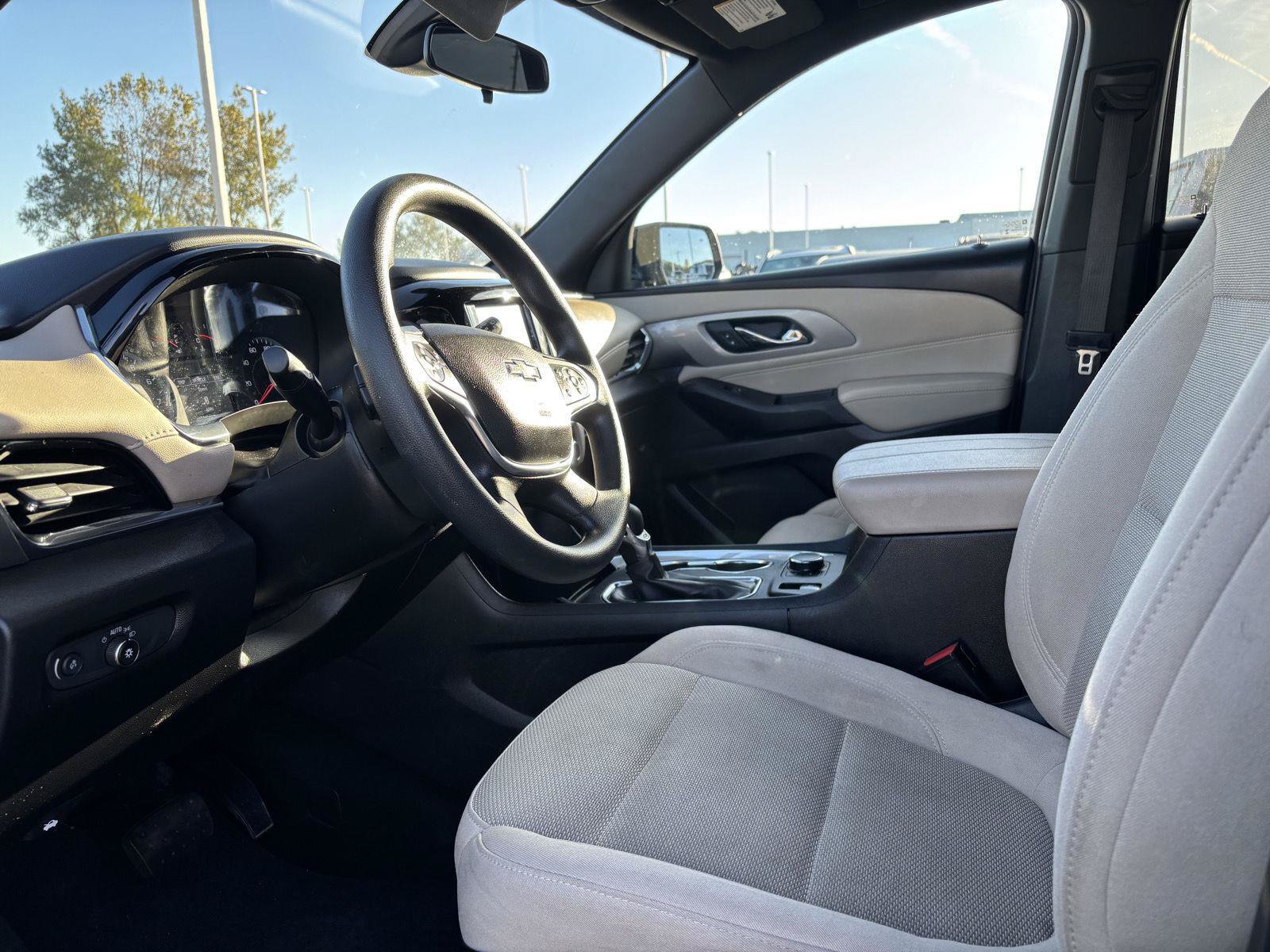 Used 2023 Chevrolet Traverse LS w/ Midnight/Sport Edition AWD/4WD image 16