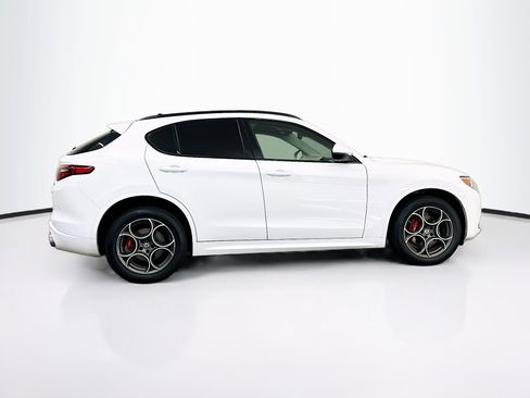 Used 2020 Alfa Romeo Stelvio Sport w/ Quick Order Package 22J Sport AWD/4WD image 10