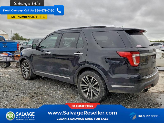 Used 2018 Ford Explorer Platinum AWD/4WD image 3