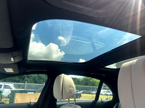 Used 2023 Mercedes-Benz E 450 4MATIC Sedan image 19