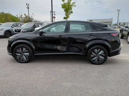Used 2024 Nissan Ariya AWD image 7