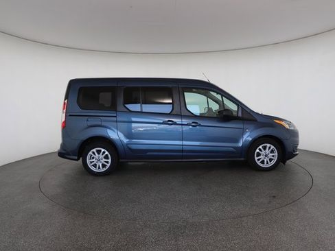 Used 2020 Ford Transit Connect XLT image 22
