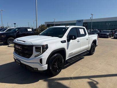 Used 2024 GMC Sierra 1500 Elevation w/ Elevation Premium Package