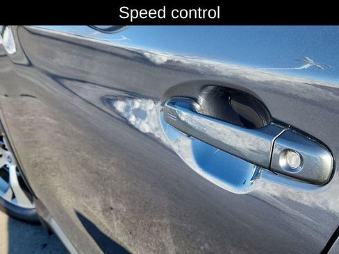 Used 2019 Subaru Ascent Premium image 21