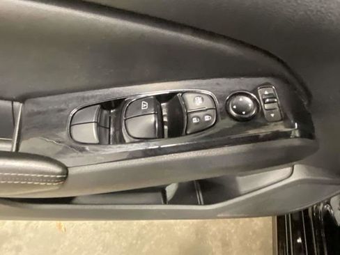 Used 2023 Nissan Altima 2.5 SV image 13