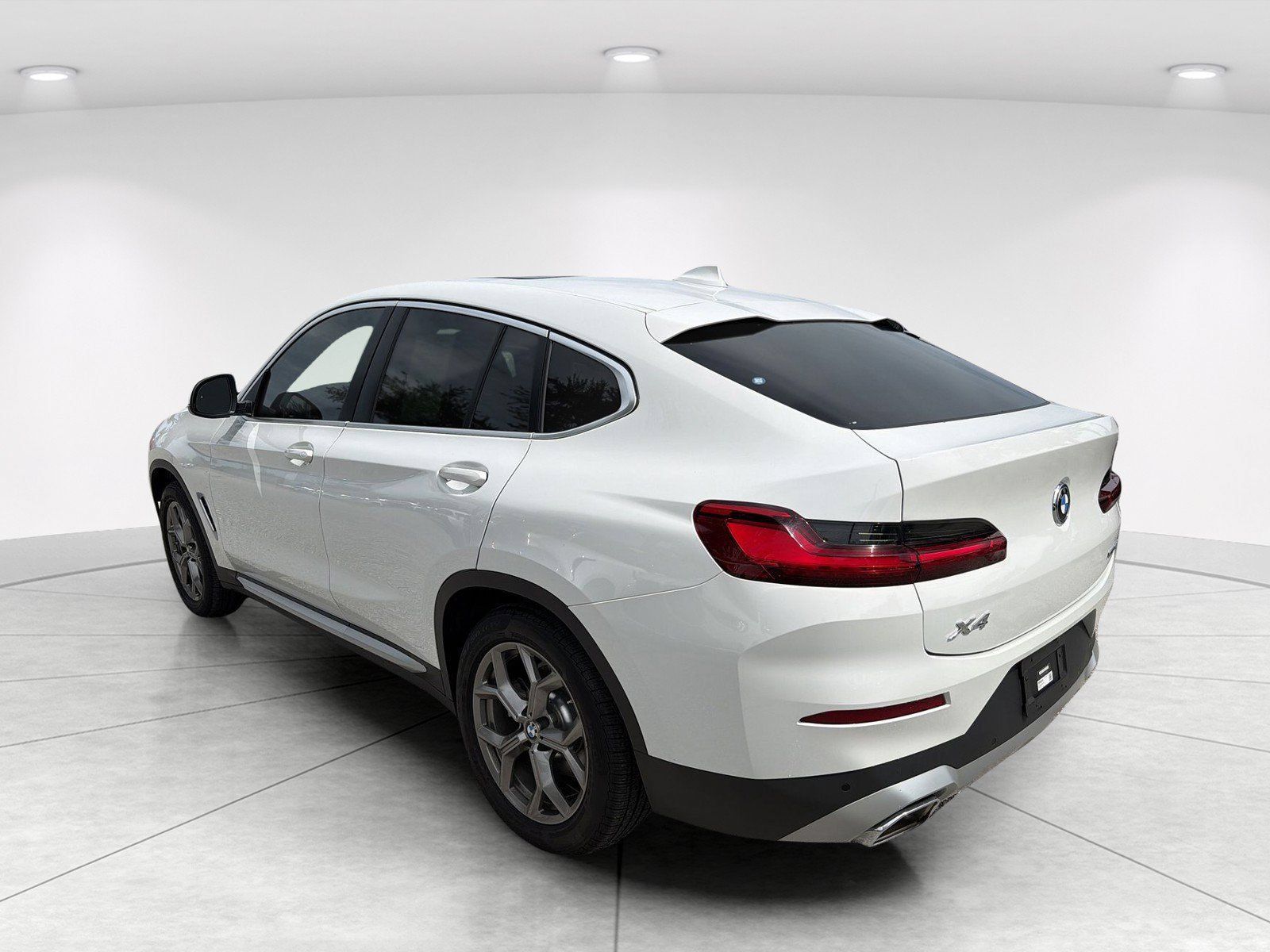 Certified 2023 BMW X4 xDrive30i w/ Convenience Package AWD/4WD image 6