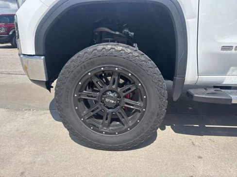 Used 2019 GMC Sierra 1500 SLT w/ SLT Premium Package AWD/4WD image 13