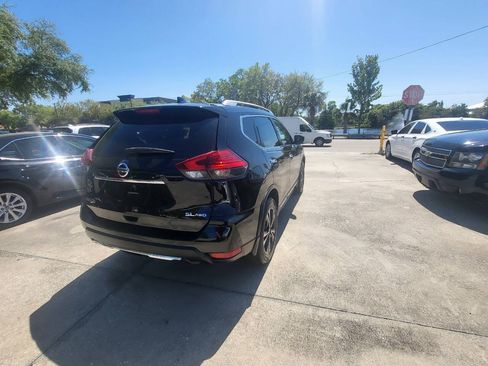 Used 2017 Nissan Rogue SL AWD/4WD image 47